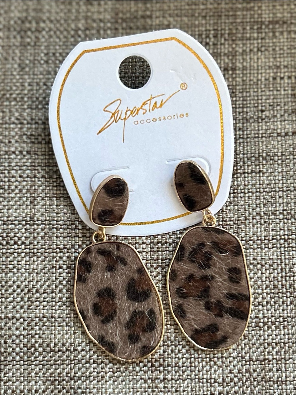 NWT Animal Print Leopard Gold-Tone Drop Earrings